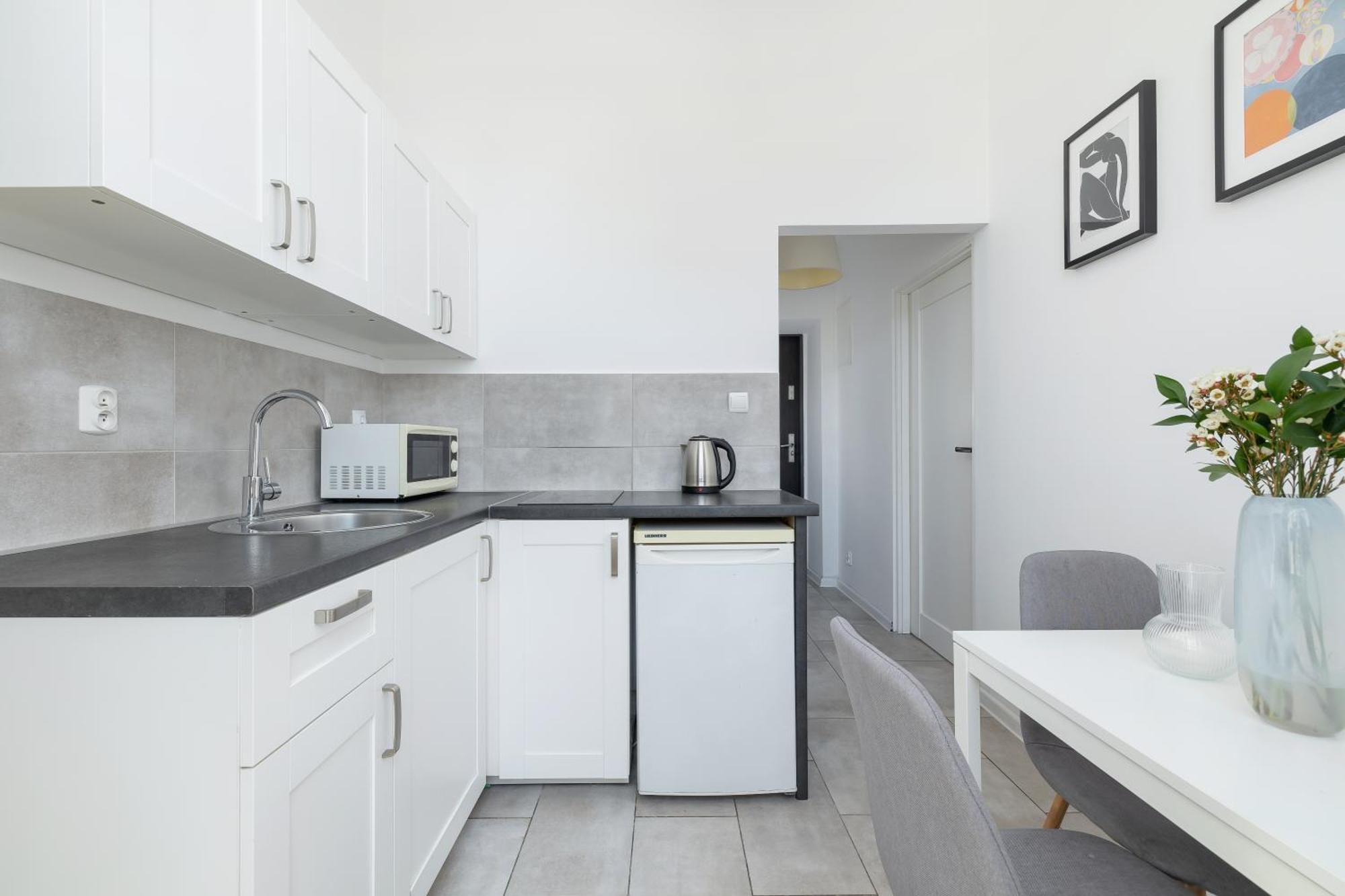 2-Bedroom Apartment - Dluga 65 Kraków Zewnętrze zdjęcie